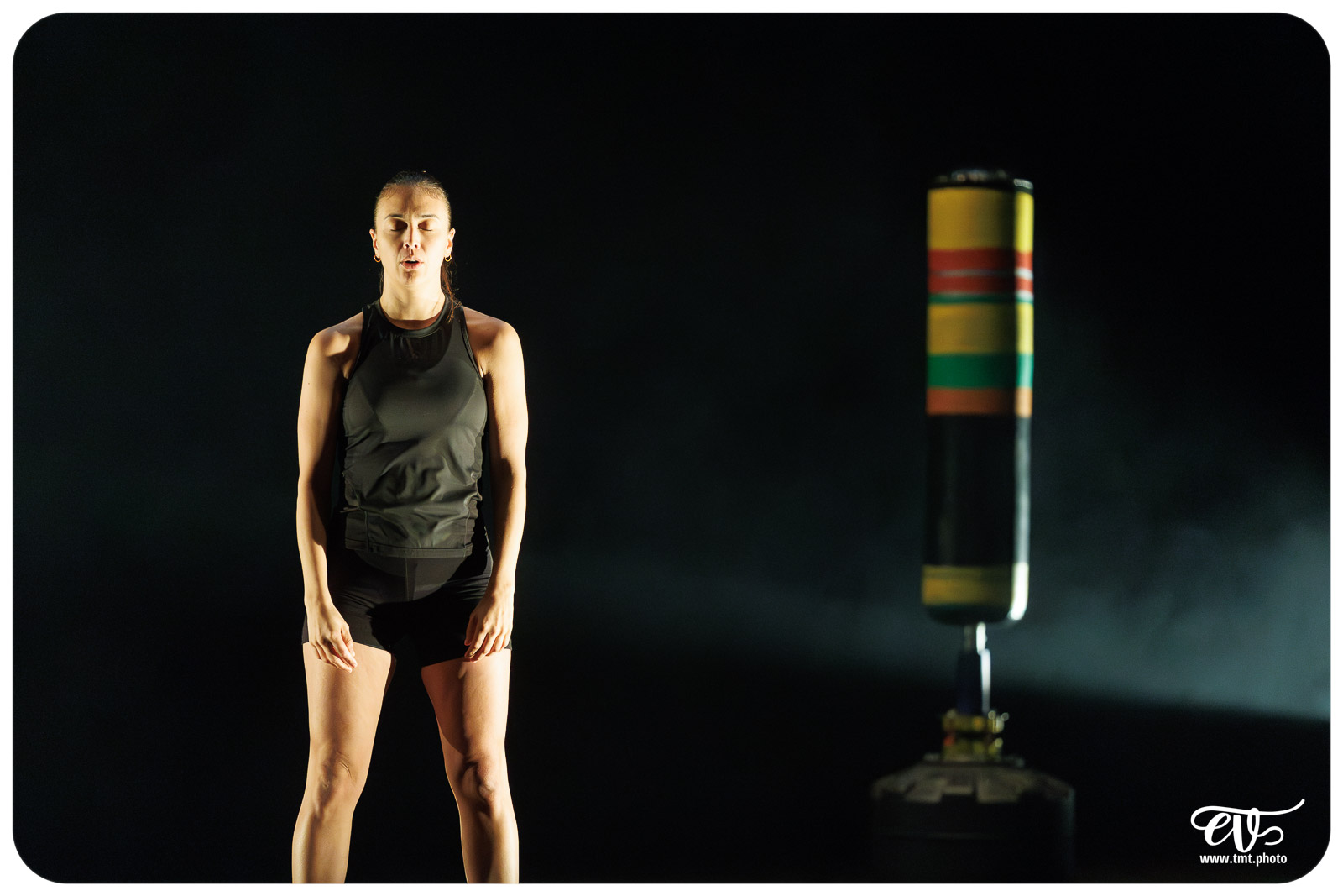 TMTPHOTO L'ODEUR DE LA GUERRE (JULIE DUVAL) 004